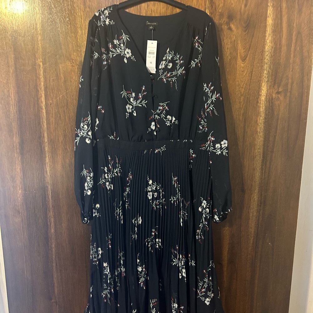 Ann Taylor Navy Blue Floral Pleated Long Sleeve Midi Dress